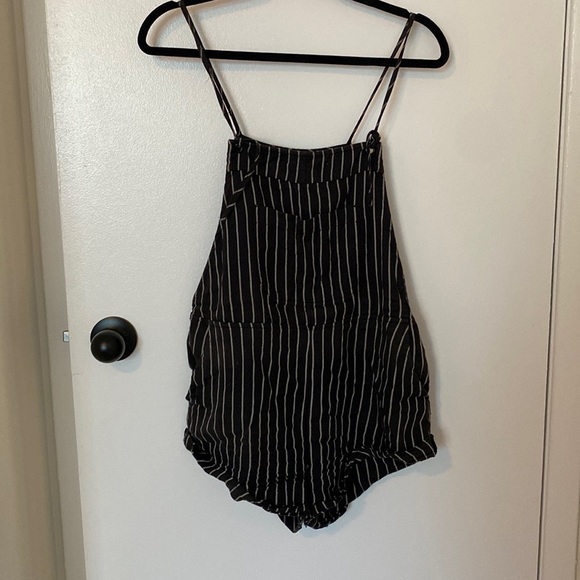 Billabong romper - Picture 1 of 3